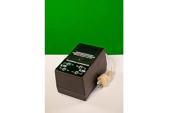 Источник питания лабораторный учебный